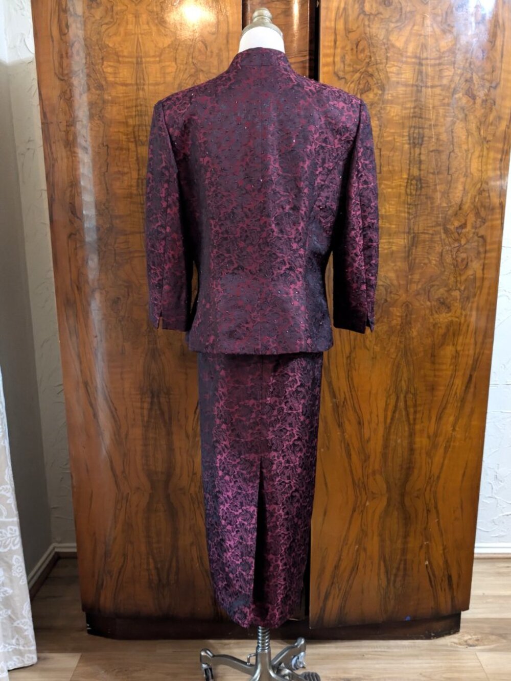 Alex Evenings Formal Jacket & Maxi Skirt Suit Set 14 Burgundy Black Jacquard Bea - Picture 7 of 10